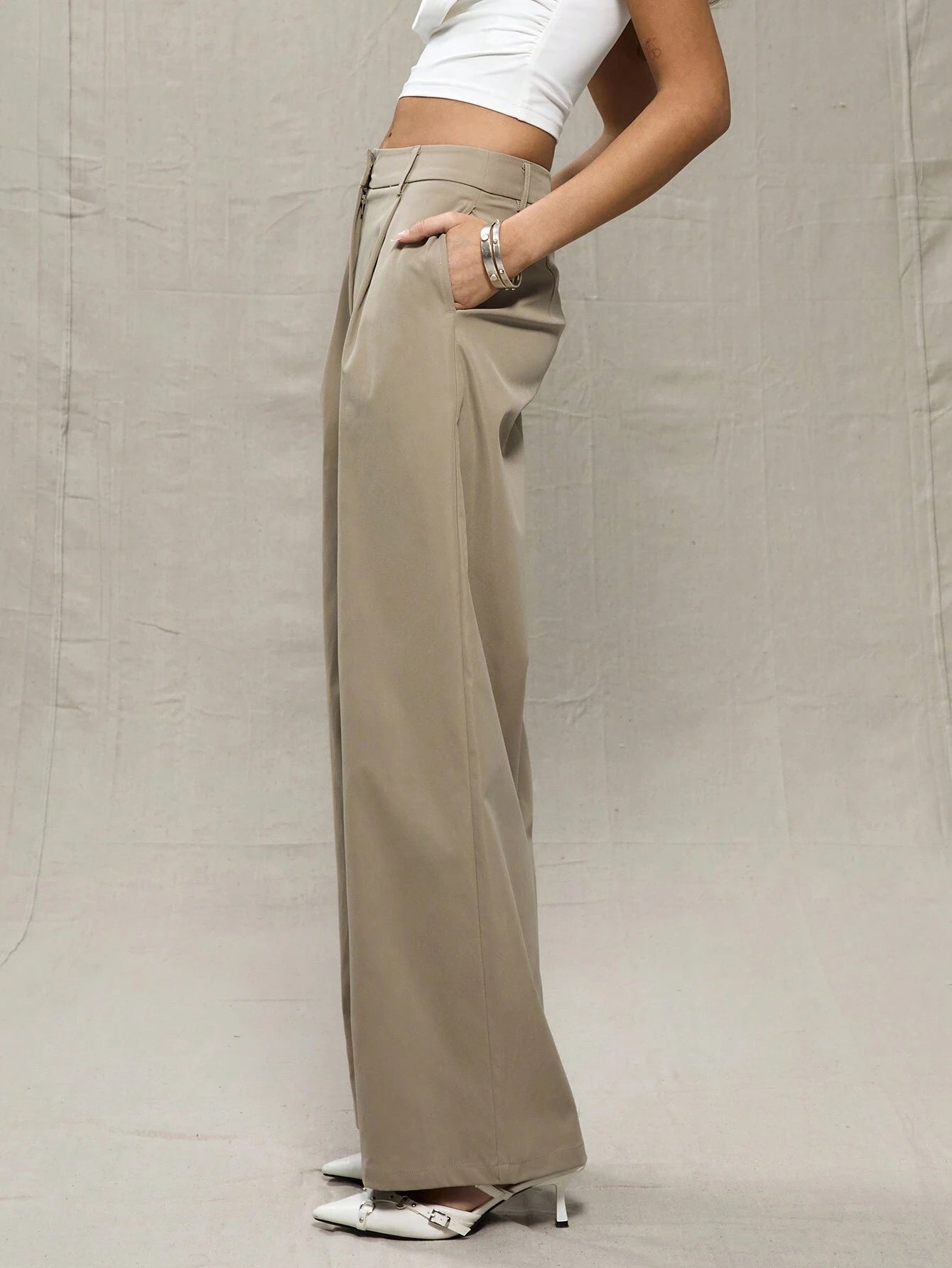 Boss Flow Wide-Leg Trousers – Soft Beige