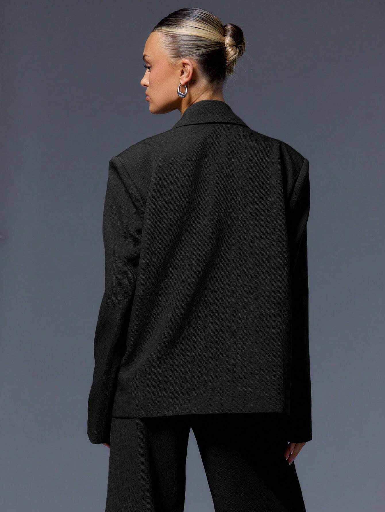 Casual Authority Oversized Blazer – Jet Black