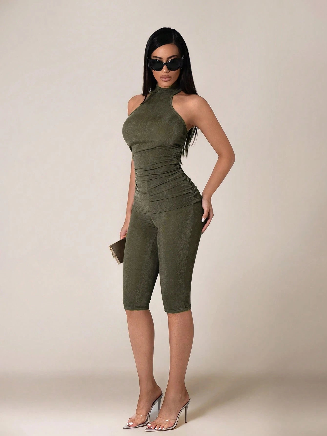 2Pcs Set Sculpted Halter Romper.