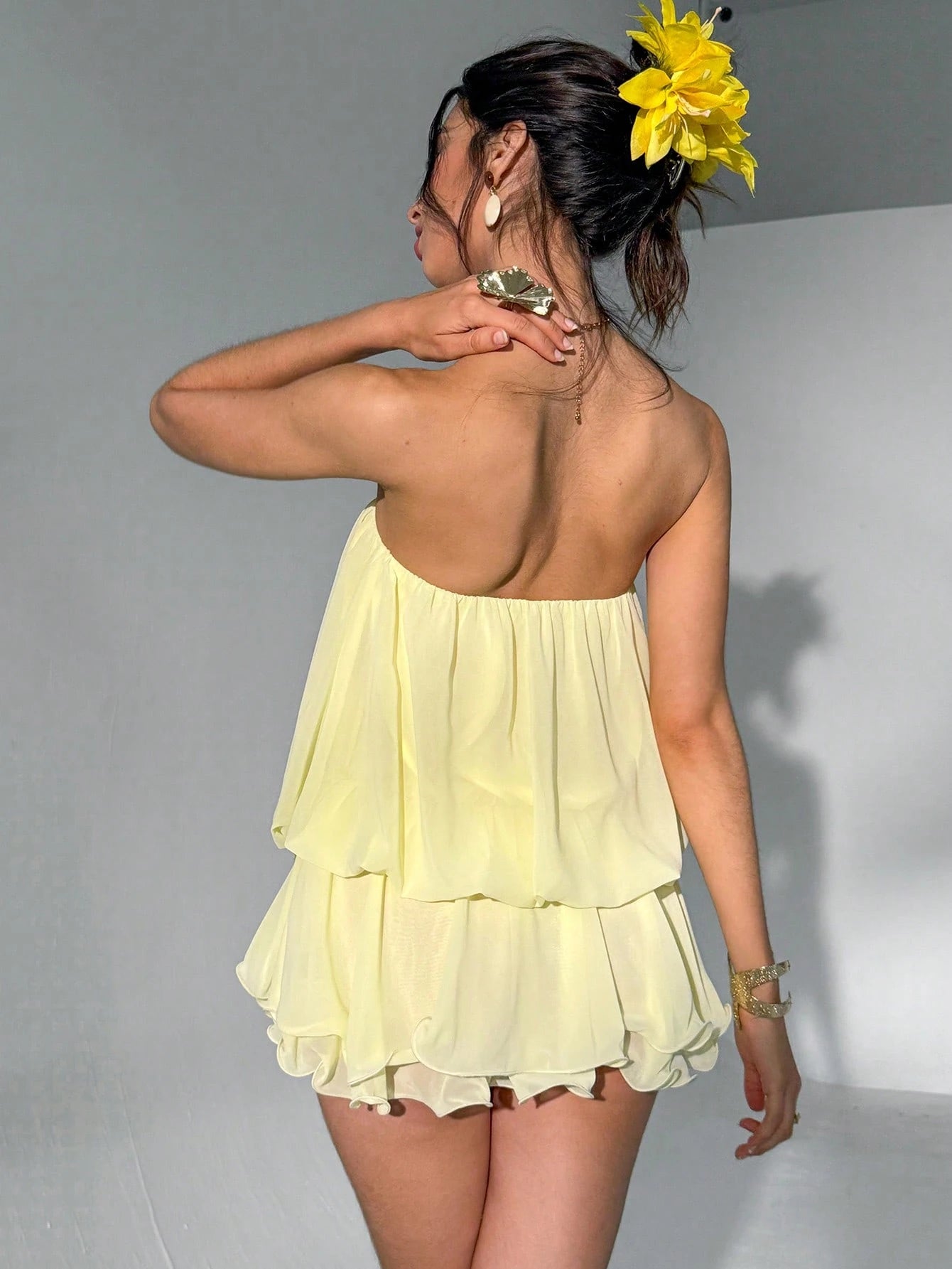 Sunny Bloom Strapless Mini Dress – Layered Yellow with Orchid Accent
