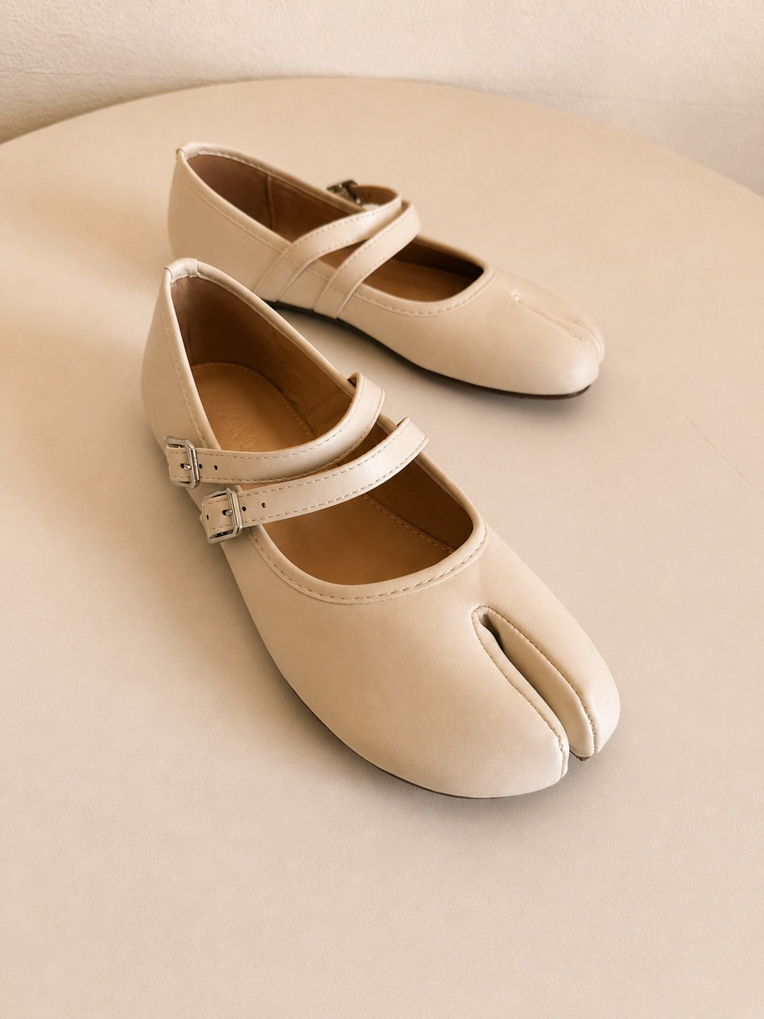 CAKE | Women Maryjane Split Tabi Toe Flats