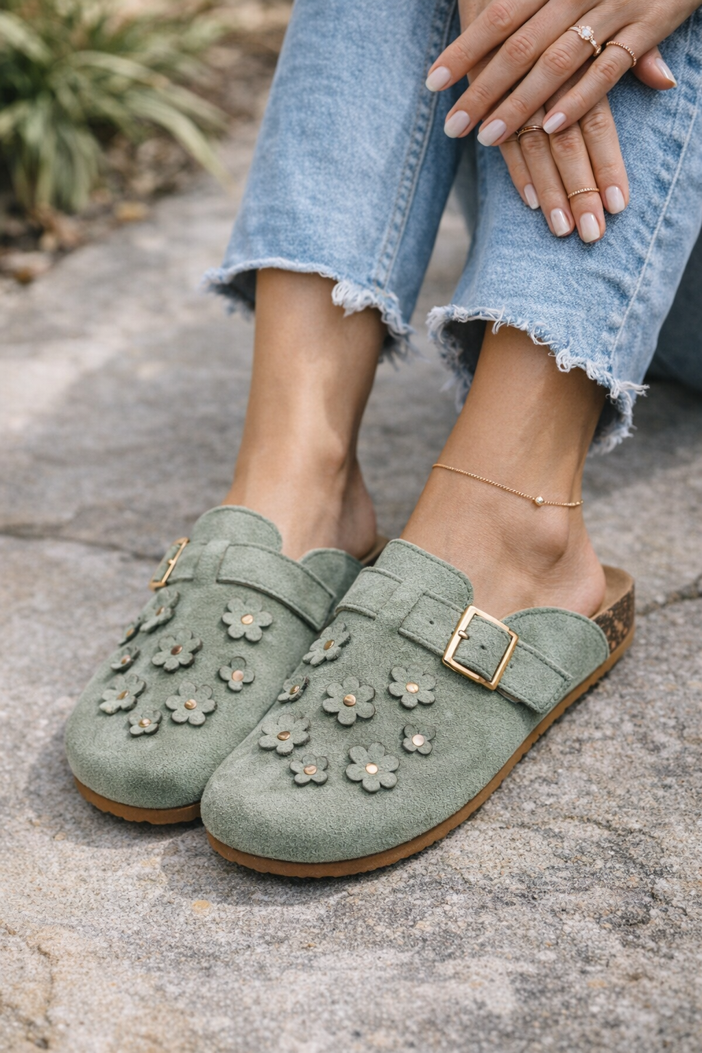 Bloom | Flower Flatbed Clog