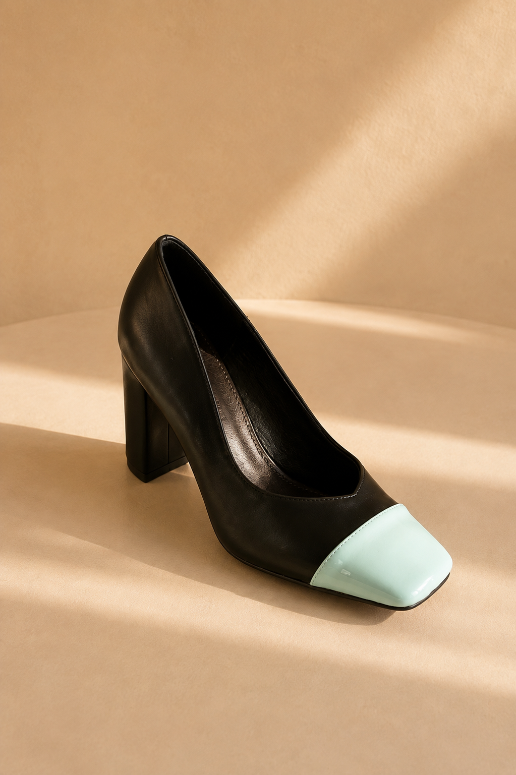 MEET UP - Cap Toe Block Heel Pump