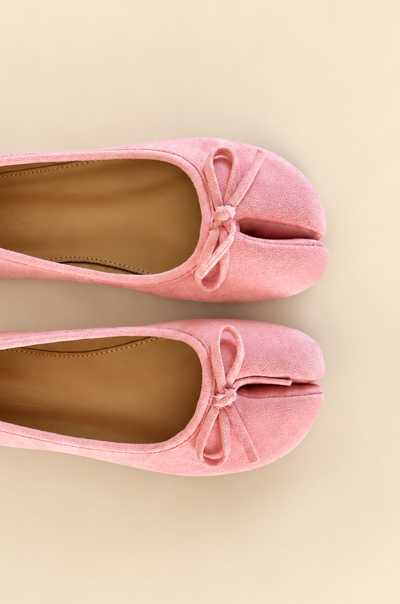 Koko | Velvet Tabi Split Toe Flats