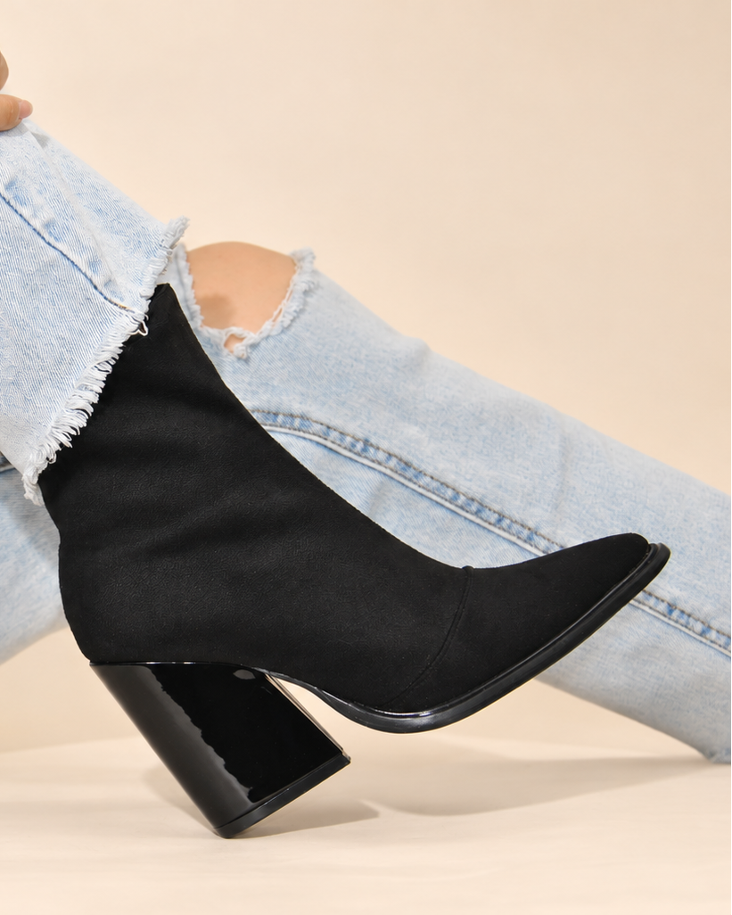 Coffee Drunk| Faux Suede Beige Block Heel
