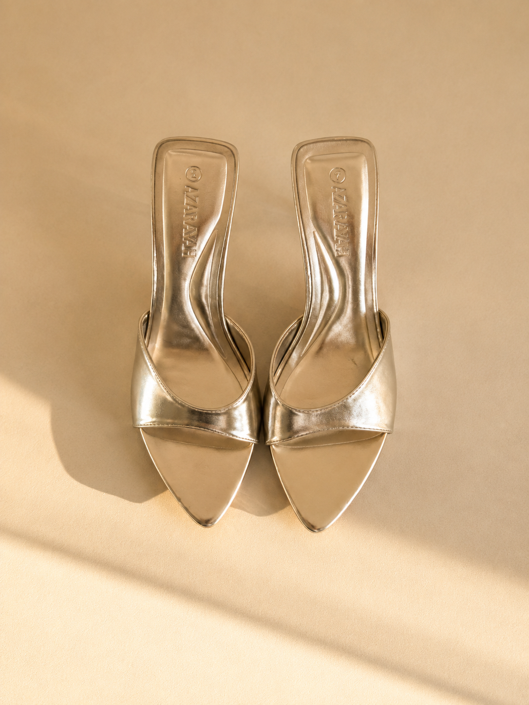 JAWBREAKER - Pointed Toe Mule Kitty Heels