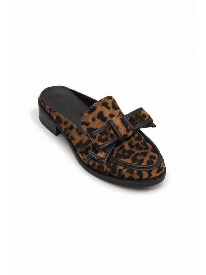 Reservations | Mule Bow Flats
