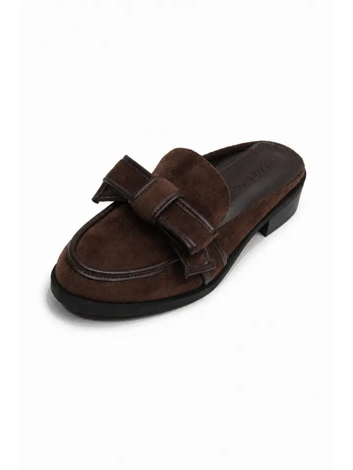 Reservations | Mule Bow Flats