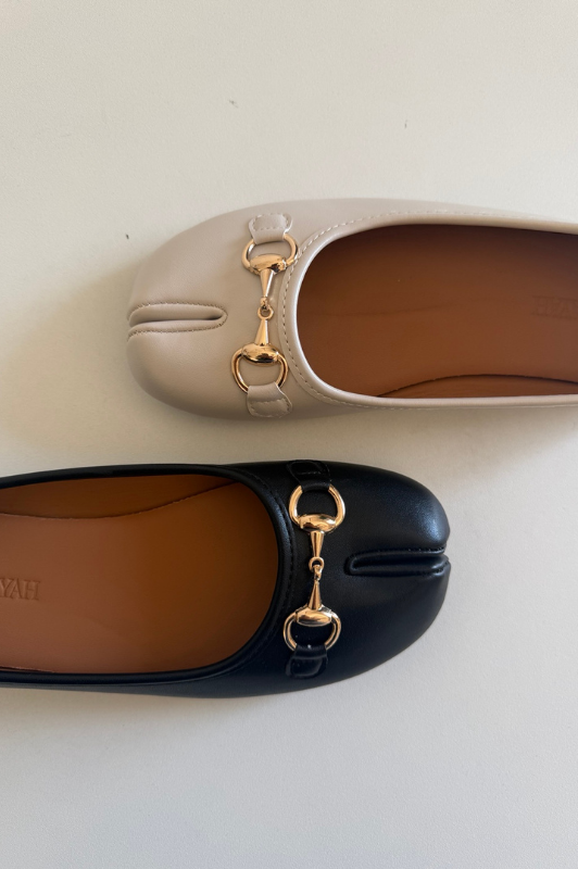 BIANA | Horsebit Tabi Ballet Flat