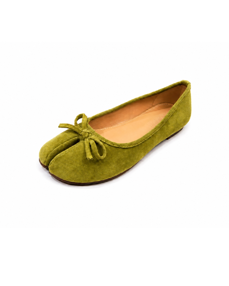 Koko | Velvet Tabi Split Toe Flats