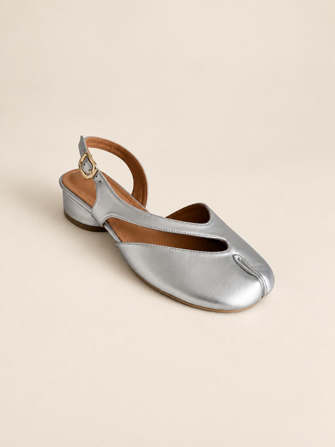 Jolie | Split Tabi Toe Kitty Block Heel